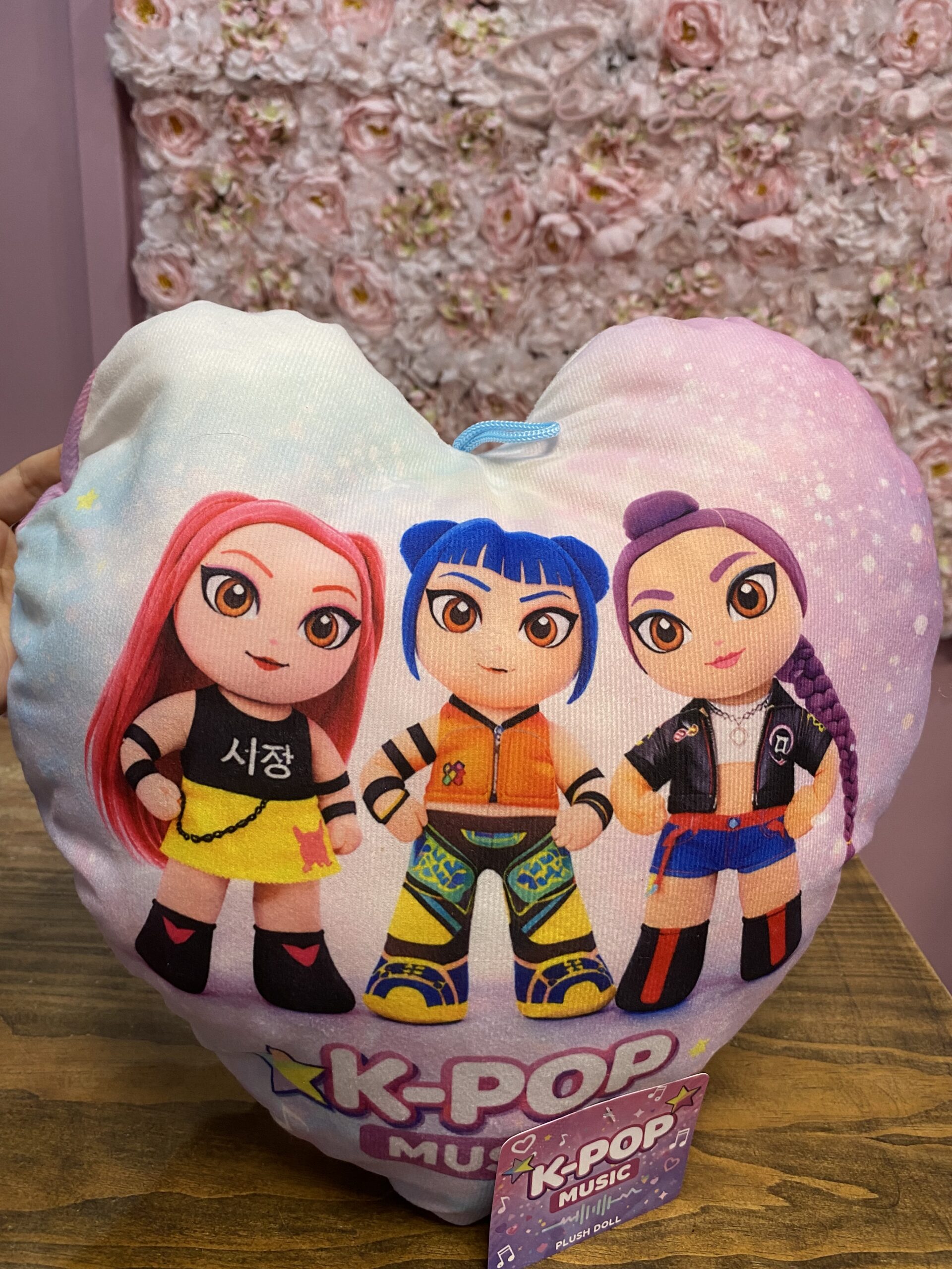 Cojín corazón KPOP