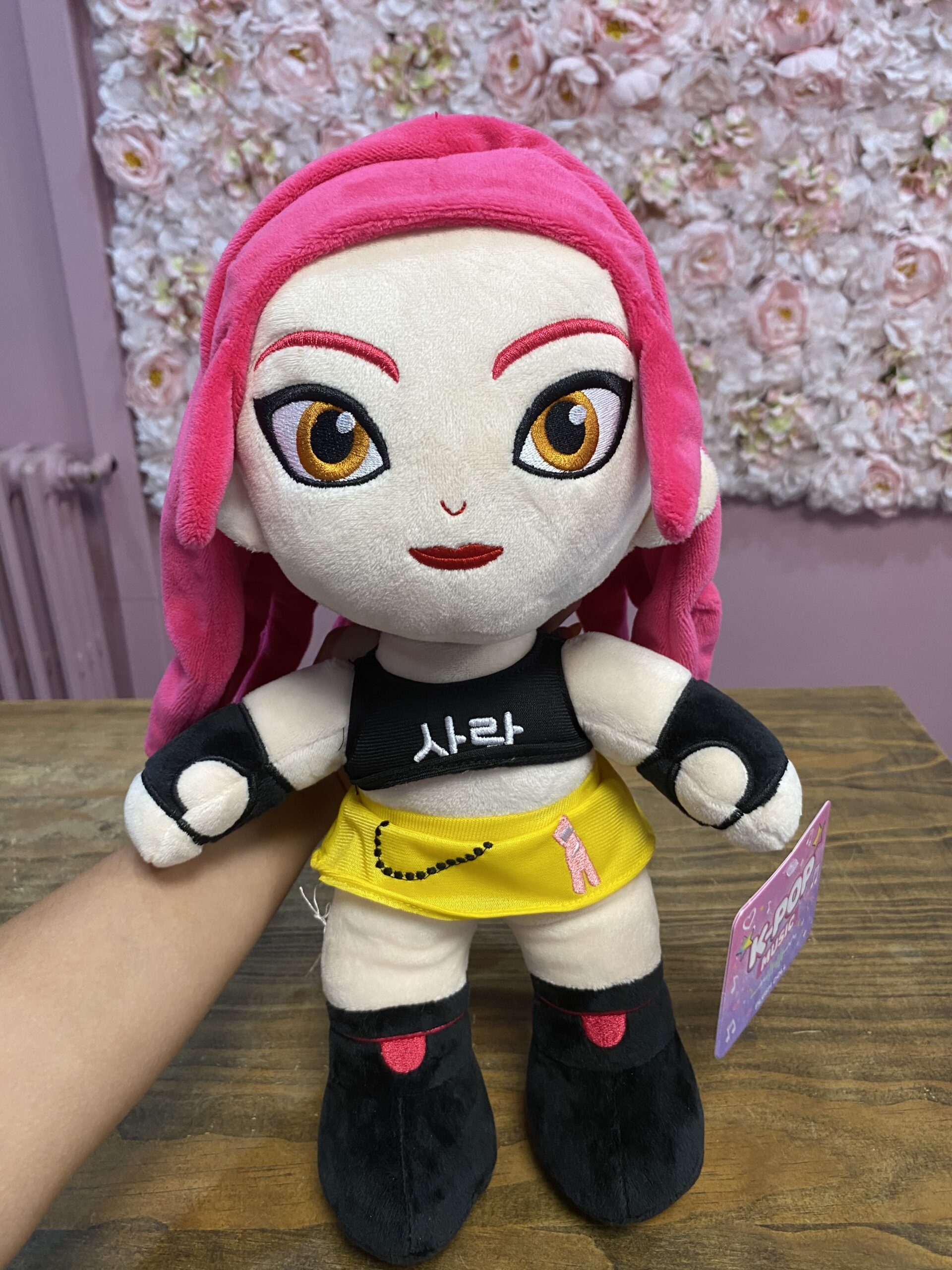 Peluche muñeca KPOP (mira)